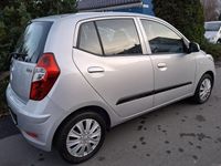 Gebraucht Hyundai i10 Edition 69 PS (50 kW) 2011 Silber Kleinwagen