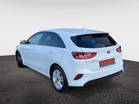 Gebraucht Kia Ceed Edition 7 99 PS (72 kW) 2019 Weiß Kleinwagen