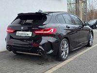 Gebraucht BMW M135 Sport Line 306 PS (225 kW) 2023 Schwarz Kleinwagen
