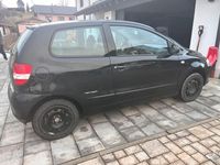 Gebraucht VW Fox 60 PS (44 kW) 2010 Schwarz Kleinwagen
