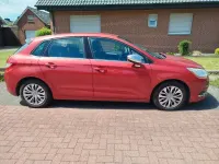 Gebraucht Citroën C4 Tendance 114 PS (83 kW) 2013 Rot Limousine