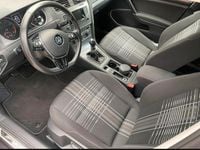 Gebraucht VW Golf VII 110 PS (80 kW) 2016 Grau Kleinwagen