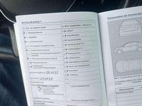 Gebraucht VW Touran Trendline 110 PS (80 kW) 2016 Blau Van / Kleinbus