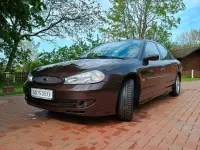 Gebraucht Ford Mondeo Ghia 170 PS (125 kW) 1998 Braun Limousine