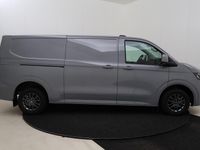 Neu VW Transporter 150 PS (110 kW) 2026 Stone grey Van