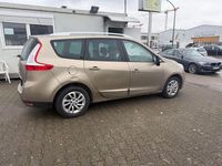 Gebraucht Renault Scénic III LIMITED 132 PS (97 kW) 2015 Beige Limousine