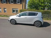 Gebraucht Chevrolet Aveo 115 PS (84 kW) 2012 Silber Kleinwagen