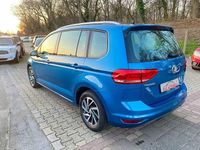 Gebraucht VW Touran Join 116 PS (85 kW) 2018 Blau Van / Kleinbus