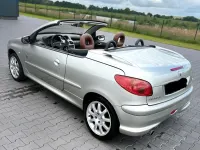 Gebraucht Peugeot 206 CC S 109 PS (80 kW) 2005 Silber Cabrio
