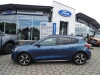 Gebraucht Ford Focus Active X 155 PS (114 kW) 2023 Chromablau metallic Limousine