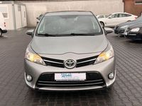 Gebraucht Toyota Verso Life 147 PS (108 kW) 2013 Grau Van / Kleinbus
