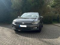 Gebraucht VW Passat 190 PS (139 kW) 2017 Grau Kombi