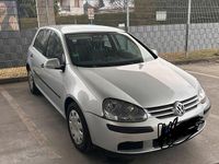 Gebraucht VW Golf IV 90 PS (66 kW) 2004 Silber Limousine