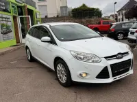Używany Ford Focus 105 KM (77 kW) 2012 Biały Hatchback