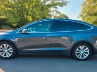 Käytetty Tesla Model X 309 kW (421 HP) 2017 Harmaa Katumaasturi