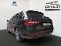 Gebraucht Skoda Superb SportLine 190 PS (139 kW) 2019 Schwarzmagic perleffekt Kombi
