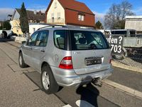 Gebraucht Mercedes ML270 163 PS (119 kW) 2004 Silber SUV