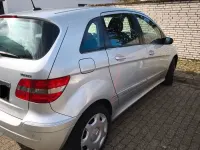 Używany Mercedes B200 193 KM (141 kW) 2007 Srebrny Minivan