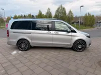 Gebraucht Mercedes V220 163 PS (119 kW) 2017 Silber Van / Kleinbus