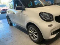 Gebraucht Smart ForFour Passion 71 PS (52 kW) 2018 Weiß Kleinwagen