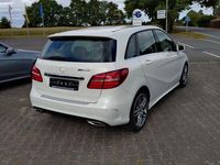 Gebraucht Mercedes B180 AMG line 122 PS (89 kW) 2018 Weiß Van / Kleinbus