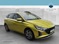 Gebraucht Hyundai i20 Trend 101 PS (74 kW) 2024 Lucid lime Kleinwagen