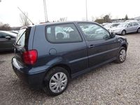 Gebraucht VW Polo 50 PS (36 kW) 2001 Grau Limousine