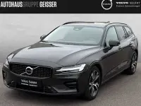 Gebraucht Volvo V60 Plus 197 PS (144 kW) 2024 Platinum grau Kombi