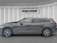 Gebraucht Volvo V60 Core 163 PS (119 kW) 2023 Grau Kombi