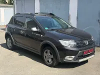 Gebraucht Dacia Sandero Prestige 90 PS (66 kW) 2017 Schwarz SUV