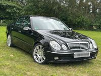 Gebraucht Mercedes E200 Sport 163 PS (119 kW) 2005 Schwarz Limousine