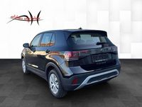 Gebraucht VW T-Cross 95 PS (69 kW) 2024 Deep black perleffekt SUV