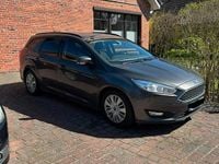 Usata Ford Focus 101 CV (74 kW) 2015 Grigio Station wagon
