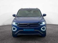 Gebraucht VW T-Roc Style 150 PS (110 kW) 2024 Ravennablau metallic SUV