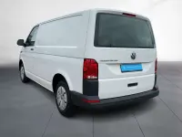 Gebraucht VW Transporter 110 PS (80 kW) 2022 Candyweiß Van