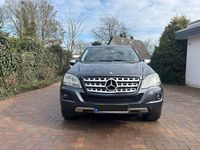 Gebraucht Mercedes ML350 231 PS (169 kW) 2010 Grau SUV