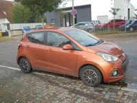 Gebraucht Hyundai i10 Intro Edition 87 PS (63 kW) 2014 New orange / mic Kleinwagen
