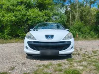 Gebraucht Peugeot 206+ 60 PS (44 kW) 2010 Weiß Kleinwagen