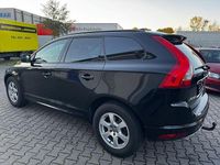 Gebraucht Volvo XC60 Kinetic 150 PS (110 kW) 2016 Schwarz SUV