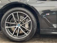 Gebraucht BMW 530 Efficient Dynamics 252 PS (185 kW) 2022 Saphirschwarz metallic Kombi