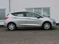 Gebraucht Ford Fiesta Cool & Connect 86 PS (63 kW) 2019 Polarsilber metallic Kleinwagen