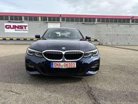 Gebraucht BMW 330e M Sport 184 PS (135 kW) 2019 Blau Limousine