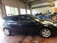Gebraucht Opel Astra Edition 116 PS (85 kW) 2012 Schwarz Kombi