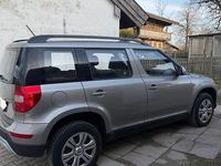 Gebraucht Skoda Yeti 110 PS (80 kW) 2016 Grau SUV
