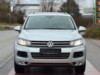 Gebraucht VW Touareg 245 PS (180 kW) 2014 Silber SUV