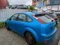 Gebraucht Ford Focus 101 PS (74 kW) 2005 Blau Kleinwagen