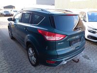 Gebraucht Ford Kuga Individual 179 PS (131 kW) 2016 Grün SUV