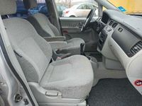 gebraucht Hyundai Trajet 2.0 CRDi GLS 2. Hand Automatik 7 Sitze AHK Klima