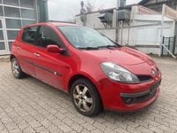 Gebraucht Renault Clio II 86 PS (63 kW) 2006 Rot Kleinwagen