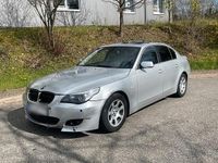 Gebraucht BMW 525 218 PS (160 kW) 2005 Grau Limousine